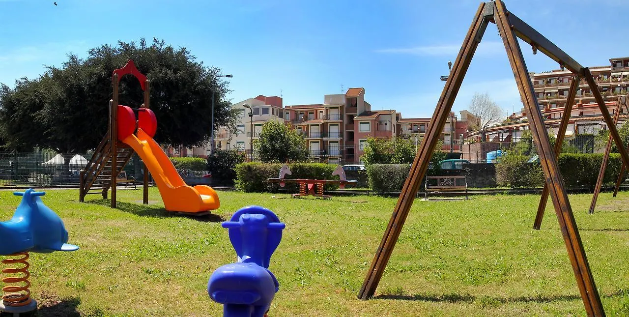 Nero D'Avola Morgante Apartment Giardini Naxos