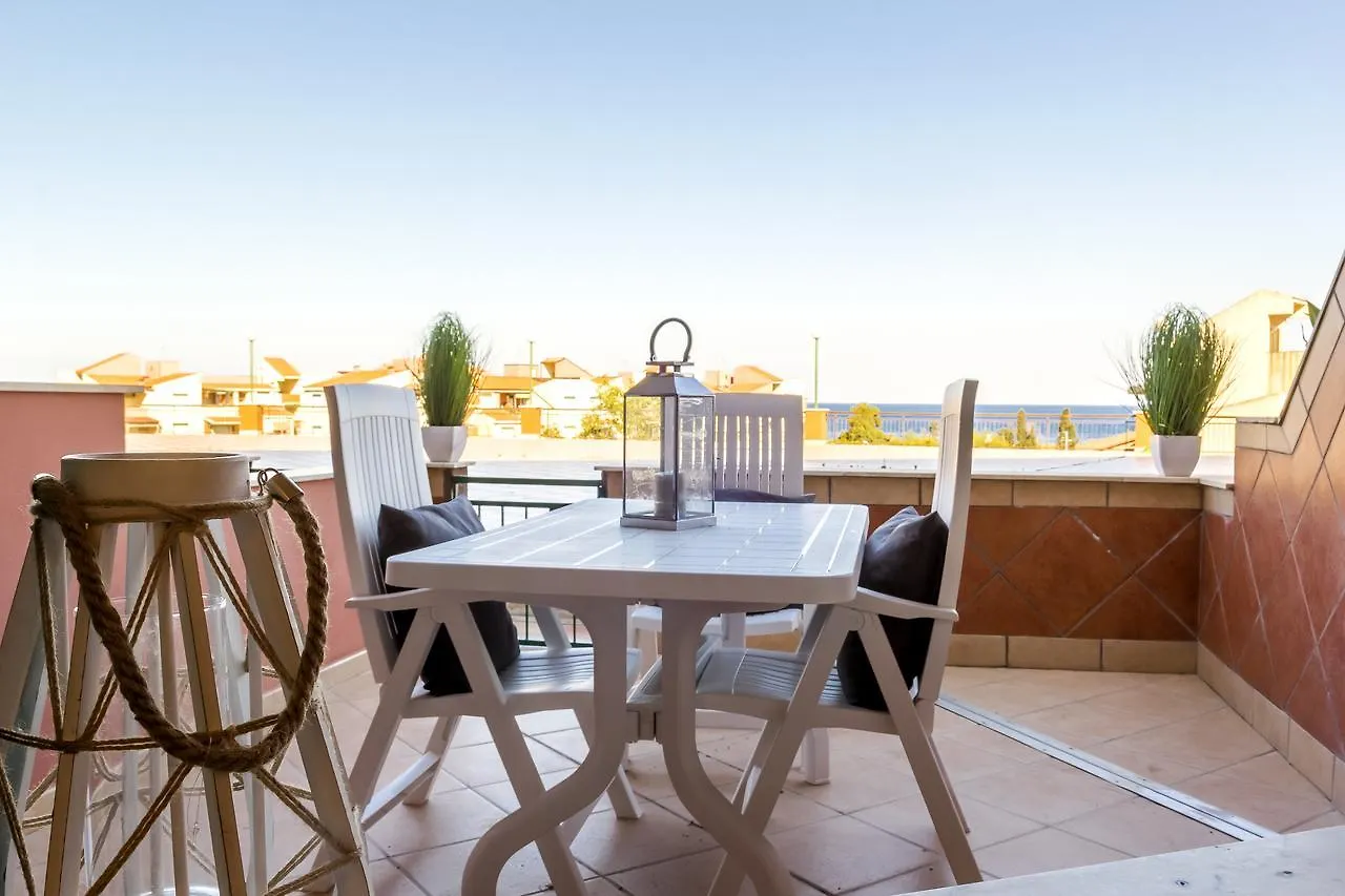 Nero D'Avola Morgante Apartment Giardini Naxos