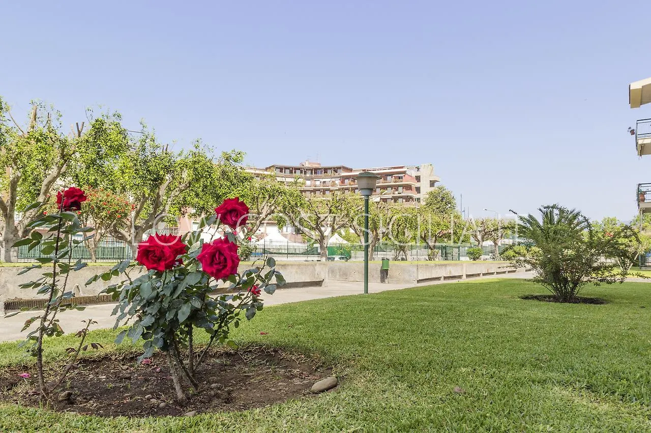 Nero D'Avola Morgante Apartment Giardini Naxos