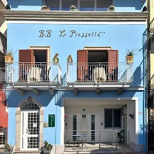 La Piazzetta Giardini-Naxos